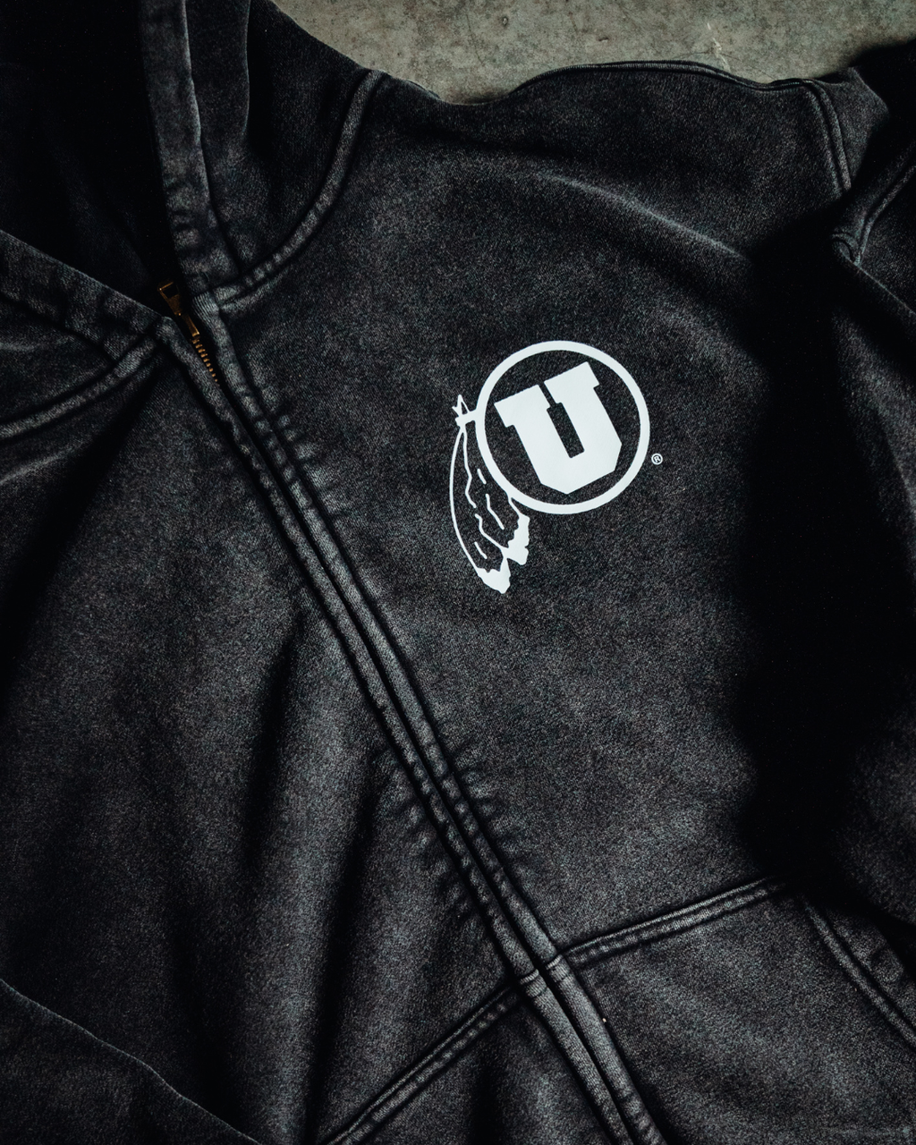 Utah - Classic Zip - Black product image 4