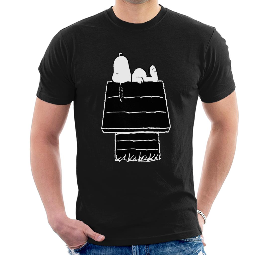 Peanuts Snoopy Black And White Kennel Men's T-Shirt product image 1