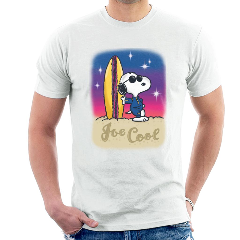 Peanuts Snoopy Cool Sunglass Surfer Men's T-Shirt product image 4