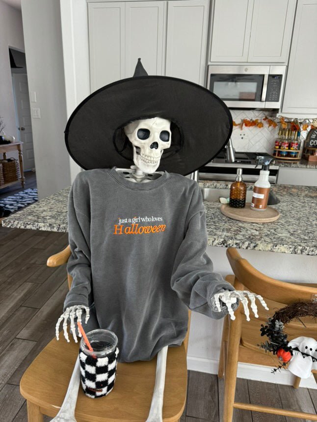 'Just A Girl Who Loves Halloween' Cozy Crew product image 3